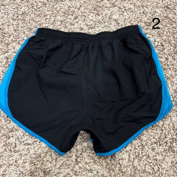 Womens Nike shorts - Picture 7 of 7